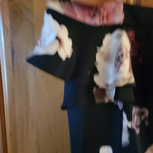 Le Chateau fitted black dress XXL - Picture 2 of 6
